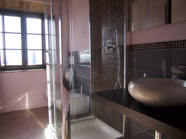 Bagno camera glicine